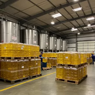 Bulk Cooking Oil & Grains